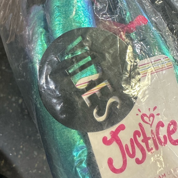 NWT Justice Girl 17 Laptop Backpack 4 piece Set BACKPACK LUNCH BAG KEYCHAIN MINI - Picture 6 of 12